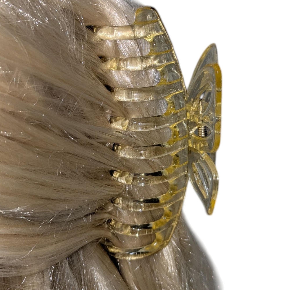 🍁 3/$15 Boutique Butterfly Hair Clip